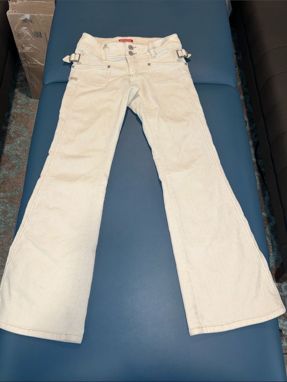 UNIONBAY Cream Flared Jeans - Low-Rise Bootcut